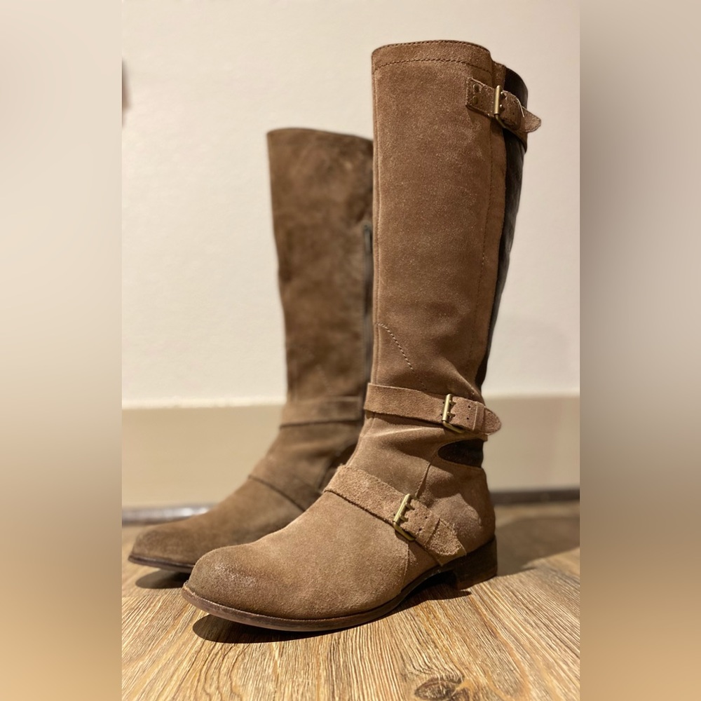 UGG Cyndee Riding Boots Suede and Leather